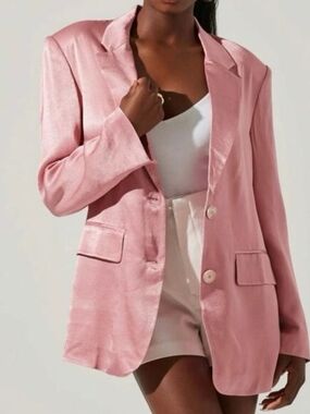 ASTR The Label Kimia Rose Pink Satin Oversized Blazer